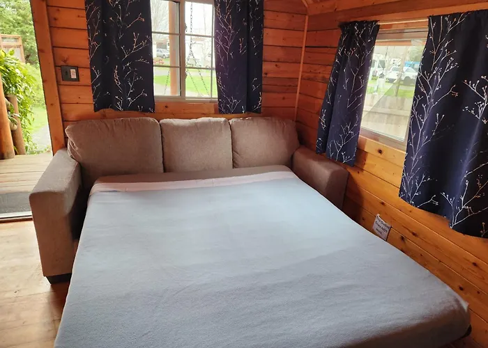 Redwood Coast Cabins And Rv Resort